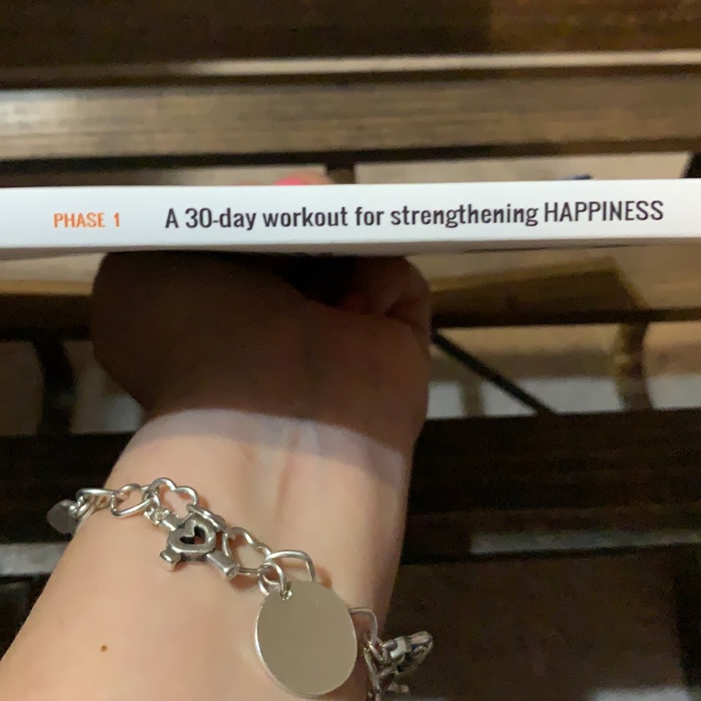 ๐ธInner Gym book๐ธ - Picture 2 of 5